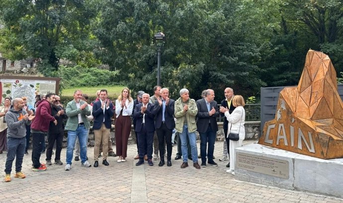 Sen destaca la lucha por la igualdad y el feminismo como dos de los "pilares" de las políticas públicas del Gobierno