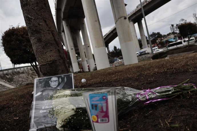 Vista del Puente de la Concordia de Ciudad de México tras un accidente de tráfico
