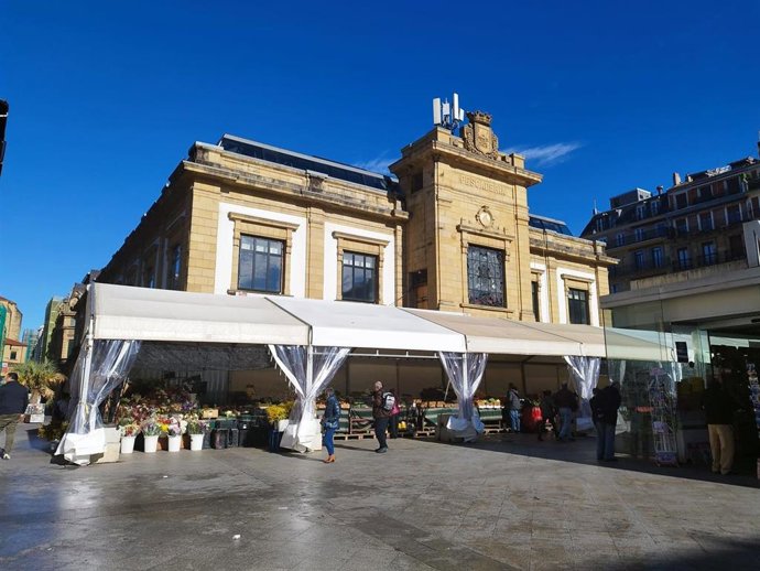 Archivo - Edificio Pescadería de la Bretxa