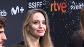 Vídeo: Angelina Jolie en San Sebastián: "Amo a mi país, pero no lo reconozco en estos momentos"