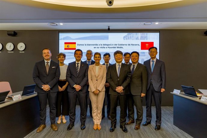 La presidenta de Navarra, María Chivite, ha agradecido este lunes en Seúl a los dirigentes de la empresa coreana Mobis la "profesionalidad" con la que están impulsando una nueva planta de baterías para vehículos eléctricos en Noáin.