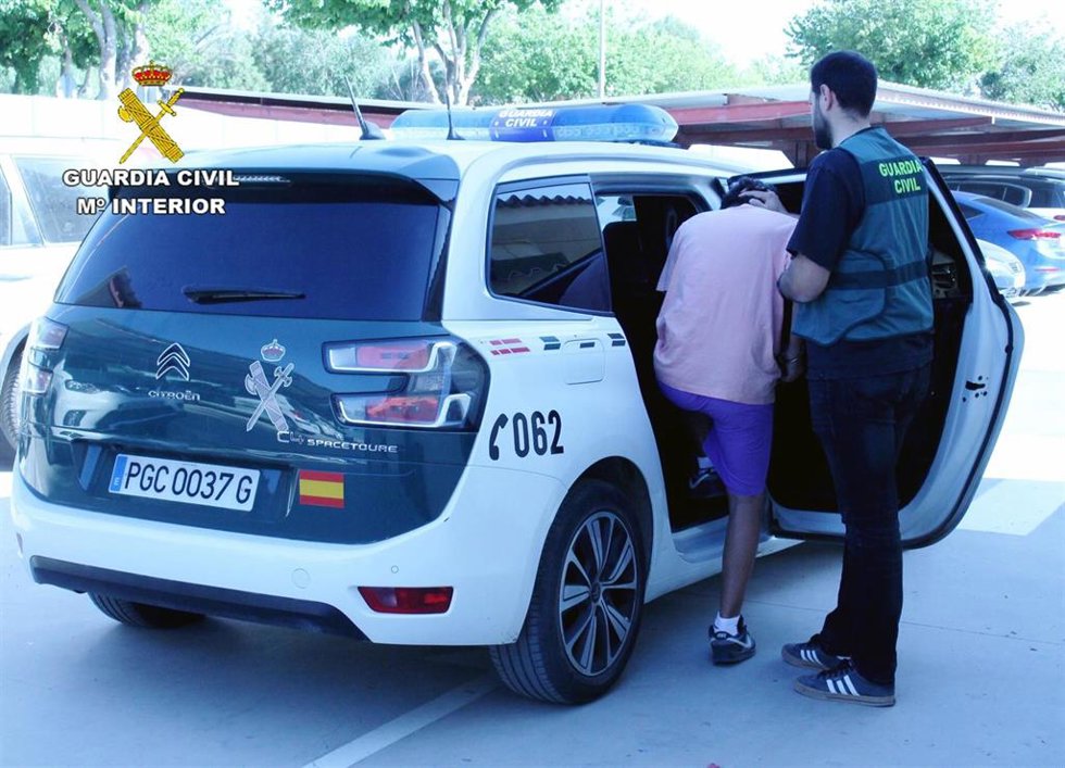 Guardia Civil detiene a 3 individuos por una ciberestafa al Ayuntamiento de Torre Pacheco de medio millón