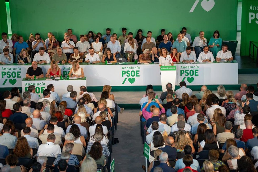 La secretaria general del PSOE-A, María Jesús Montero, interviene ante el Comité Director del partido en San Juan del Puerto (Huelva). (Foto de archivo).