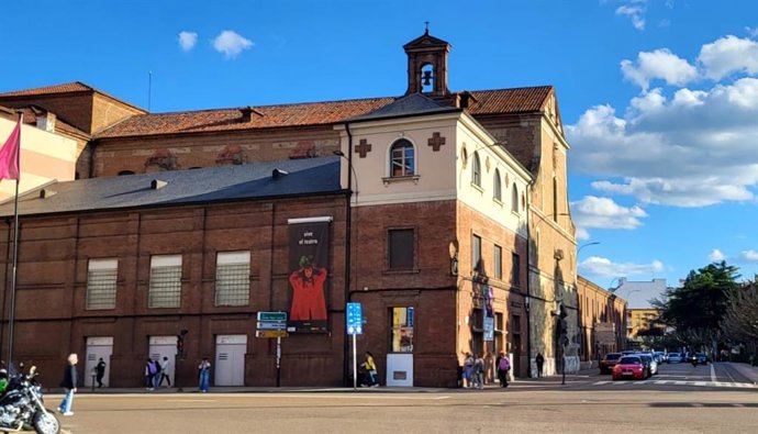 Archivo - Mercedes Ruiz y Santiago Lara ofrecen este viernes en León un viaje íntimo por la trayectoria del flamenco con 'Dual' 