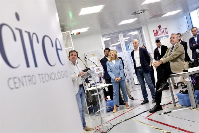 El presidente del Gobierno de Aragón, Jorge Azcón, durante la presentación del proyecto de la futura sede de CIRCE en el DAT Alierta.