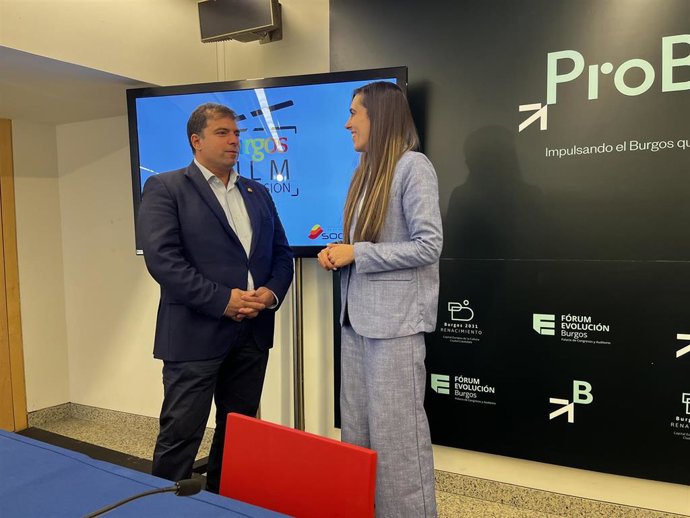 El presidente de Sodeburt, Carlos Gallo; y la de ProBurgos, Andrea Ballesteros.
