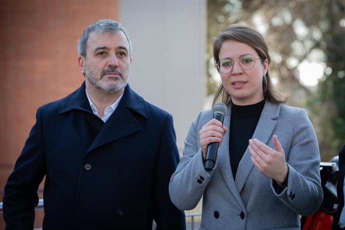 Archivo - Sanz en 2020, entonces teniente de alcalde de Urbanismo, junto a Collboni, entonces primer teniente de alcalde