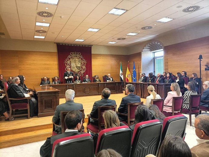 El fiscal Superior de Extremadura, Francisco Javier Montero, presenta la Memoria 2024 en el acto de apertura del Año Judicial en Extremadura