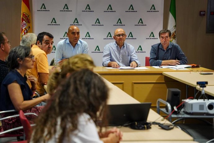 Mesa de trabajo en materia de sanidad vegetal celebrada en Almería