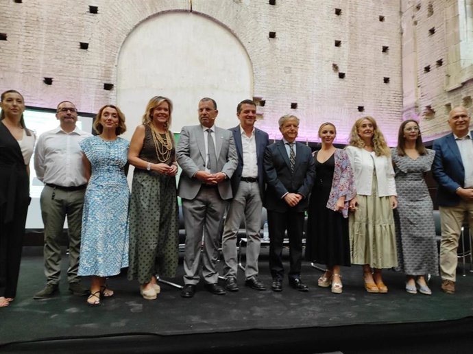 Inauguración de la Jornada de la FAMP sobre 'Impacto de la Cooperación Descentralizada de la Administración Local Andaluza: Transferencia desde el Municipalismo para un Desarrollo Sostenible' en el Palacio de Orive, en Córdoba capital.