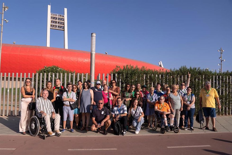Participantes de las Jornadas de Vacaciones para Personas con Diversidad Funcional Ecoturismo Activo'.