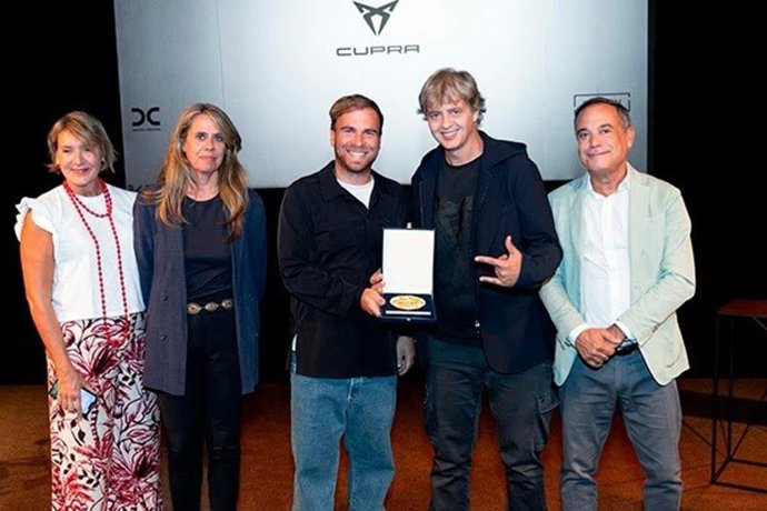 Cupra recibe el Premio Eficacia a la Trayectoria Publicitaria de una Marca 2025.