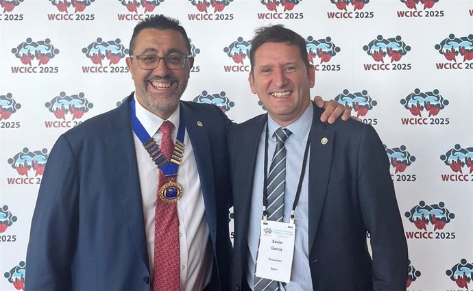 El presidente de la Federación Mundial de Medicina Intensiva y Crítica, Javier Pérez Fernández, y el CEO de Better Care, Xavier García.