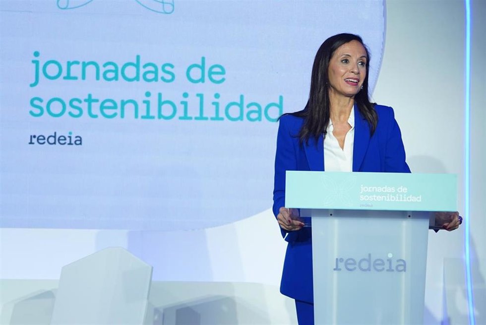 Archivo - La presidenta de Redeia, Beatriz Corredor, en las jornadas de sostenibilidad organizadas por el grupo