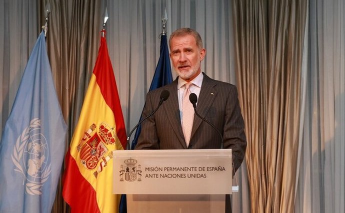 El Rey Felipe VI ofrece un discurso durante la recepción a la colectividad española en Nueva York