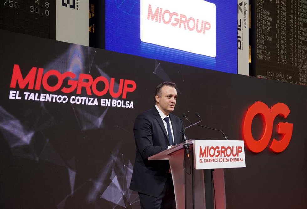 Archivo - El presidente de Miogroup, Yago Arbeloa, tras la salida a bolsa de la consultora, que cotiza en BME Growth