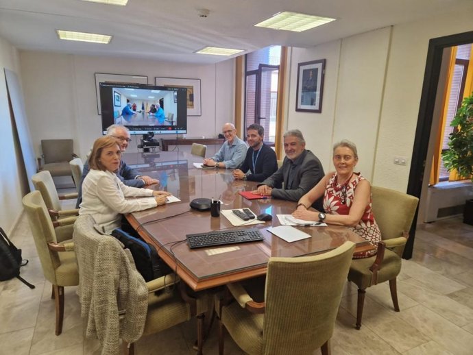 Primera reunión de la comisión de seguimiento del convenio entre Gobierno central y Gobierno de Aragón sobre las consultas de viajeros internacionales.
