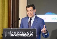 Moreno anuncia una deducción fiscal de 100 euros para propietarios de animales de compañía por gastos veterinarios