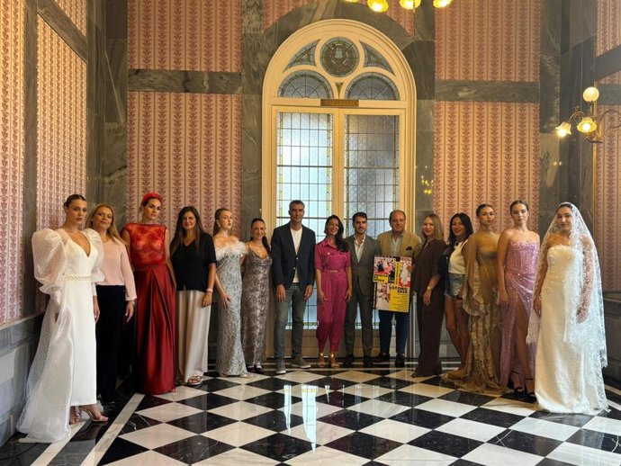 Murcia es Moda celebra su 7ª edición en la Plaza Julián Romea con un desfile que une creatividad, talento y elegancia