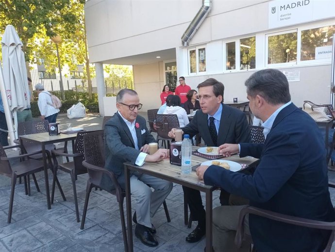 Centro cultural de Barajas alberga la primera cafetería municipal gestionada por personas con discapacidad intelectual