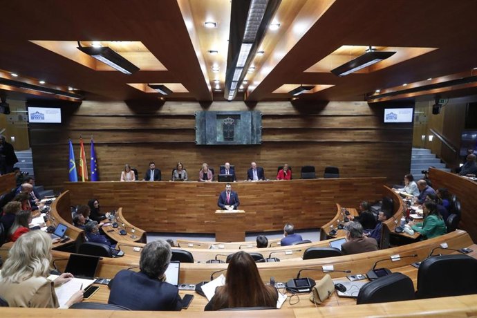 El presidente del Principado de Asturias, Adrián Barbón, interviene en el Debate de Orientación Política General de Asturias.