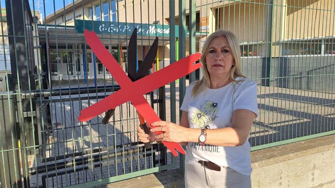 La portavoz de Vox en el Ayuntamiento de Barbastro, Ana Barón.