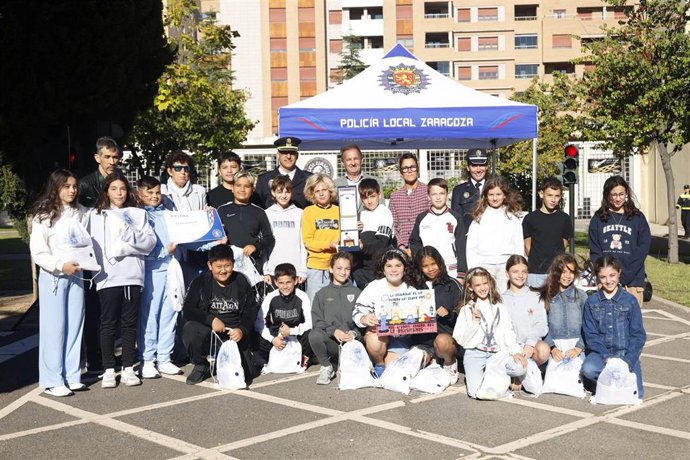 El colegio público Río Ebro gana el II Concurso de Dibujo sobre Educación Vial de la Policía Local de Zaragoza