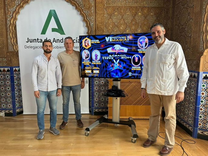 Presentación del VII Festival de Magia de Vera (Almería).