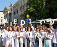 CESM y SMA exigen a Sanidad una nueva reunión sobre el Estatuto Marco: "La ministra parece querer la huelga del día 3"