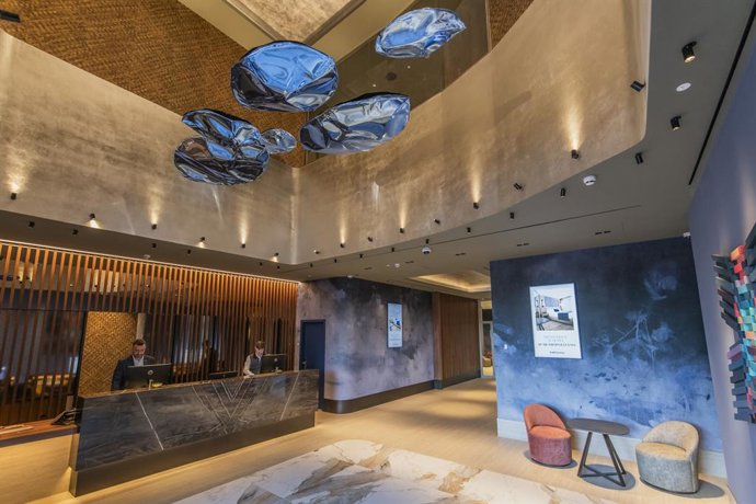 Archivo - Recepción de hotel
