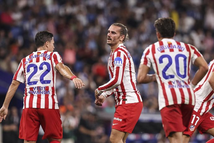 Archivo - Antoine Griezmann of Atletico de Madrid laments during the Spanish league, La Liga EA Sports, football match played between RCD Espanyol and Atletico de Madrid at RCDE Stadium on August 17, 2025 in Cornella, Barcelona, Spain.