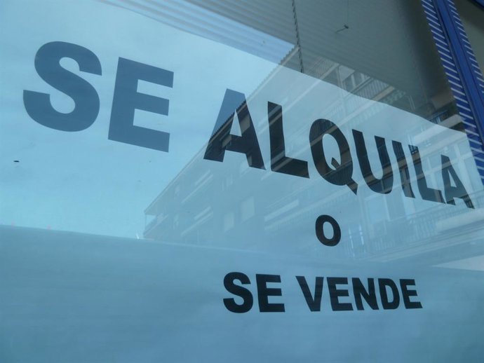 Archivo - Arxiu - Es lloga o es ven, lloguer o venda 