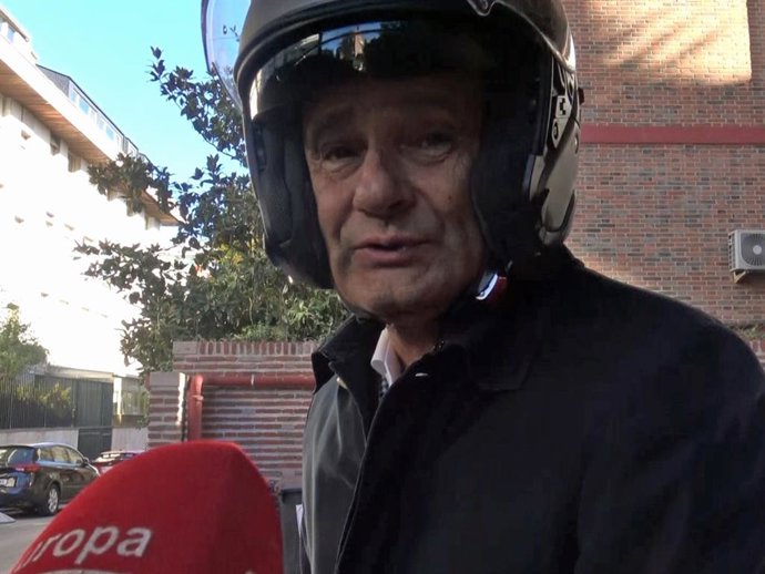 Javier Merino reconoce públicamente su cariño por Carlo Costanzia hijo en plena polémica familia