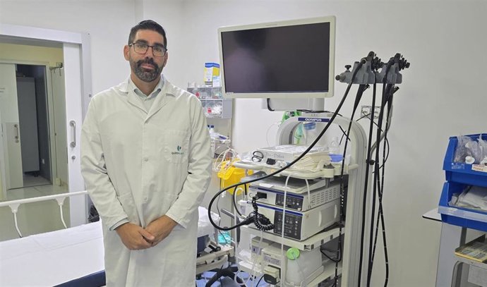 Manuel de Sola, doctor jefe de departamento de Digestivo en el Hospital Quirónsalud Campo de Gibraltar.