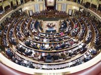 El Gobierno suma tres semanas seguidas perdiendo una ley en el Congreso al caer el traspaso de inmigración a Cataluña