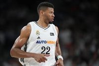 Tavares: "Lo que cambia con Scariolo es que ahora jugamos con muchísima más intensidad"