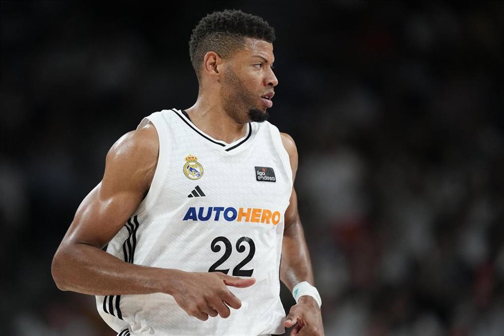 Archivo - El pívot del Real Madrid, Edy Tavares.