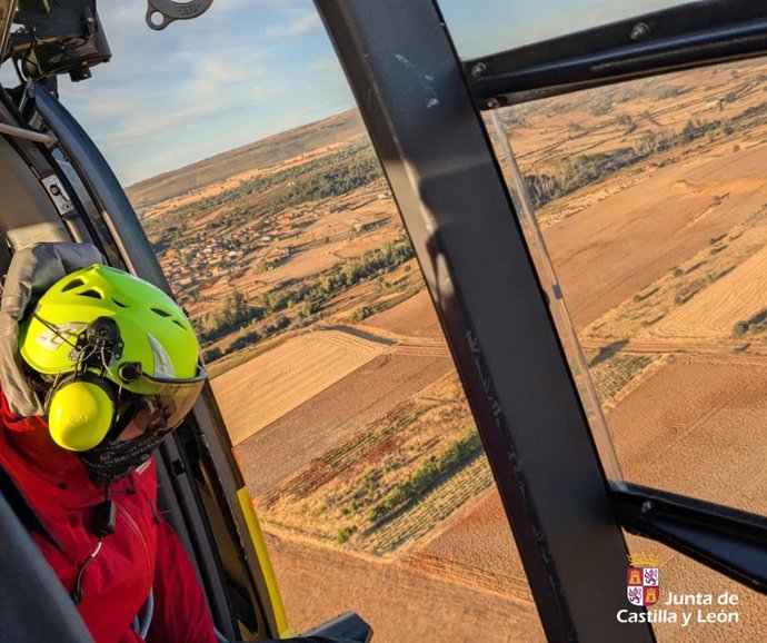 Labores de búsqueda del desaparecido en Tábara (Zamora)