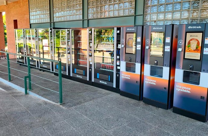 Arbitrade, que ha instalado 107 máquinas en el campus, afianza su posición como referente en el ámbito académico desde hace más de tres décadas