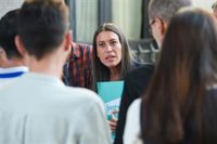 Junts acusa a Podemos de "electoralismo" y pide "un solo motivo" por el que el traspaso de inmigración sea "racista"