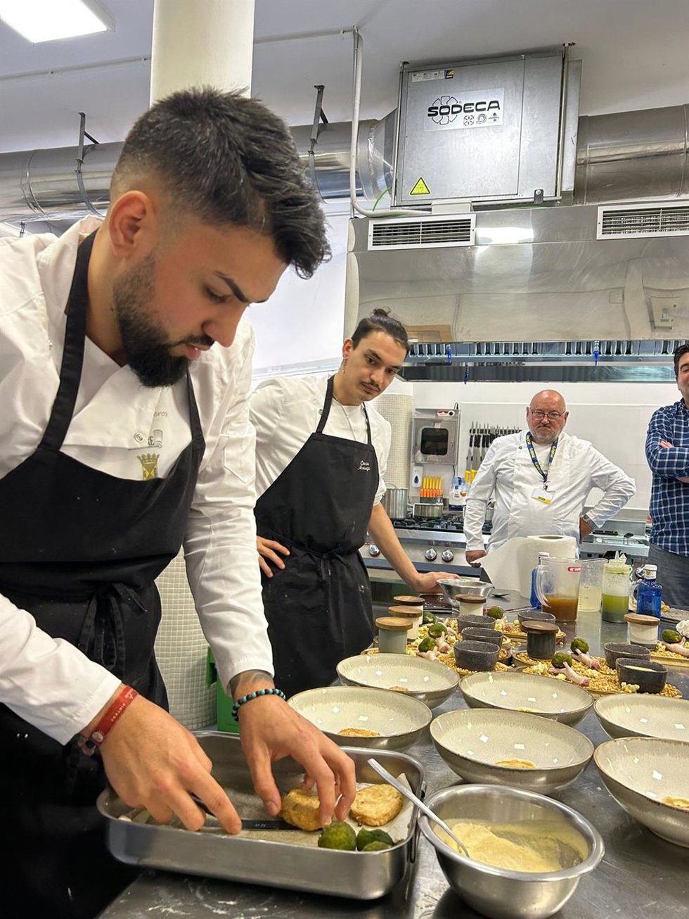 Kevin Díaz, de Casa Lucita, Mejor Cocinero de Cantabria 2025