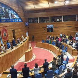 Minuto de silencio del Parlamento por las víctimas del genocidio del pueblo palestino