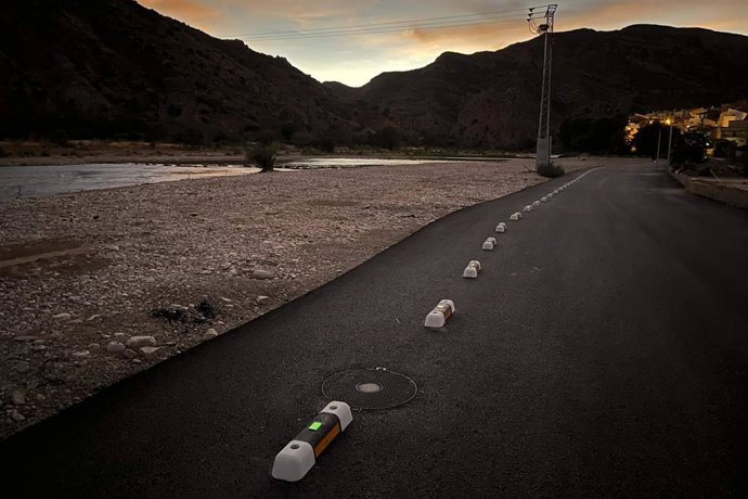 Sevilla, Cartagena y Alicante apuestan por el separador de carril bici fotoluminiscente de Abadecom Urban