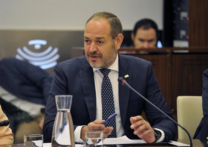 El consejero de Gestión Forestal y Mundo Rural de la Junta de Extremadura, Francisco Ramírez, en su comparecencia en la Asamblea para informar sobre líneas generales de su departamento