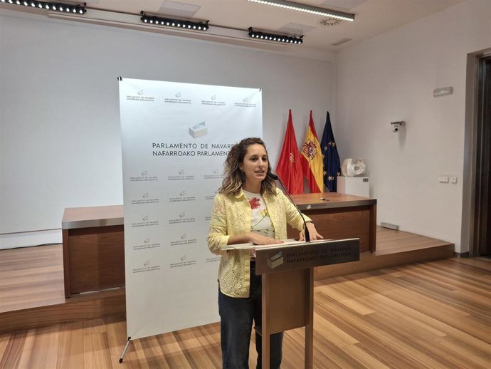 Irati Jiménez (EH Bildu), presidenta de la comisión de investigación sobre las adjudicaciones del Gobierno de Navarra.
