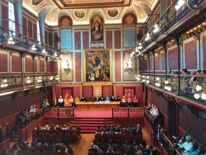 Acto de apertura del nuevo curso académico 2025-26 de la Universidad de Deuto en Bilbao