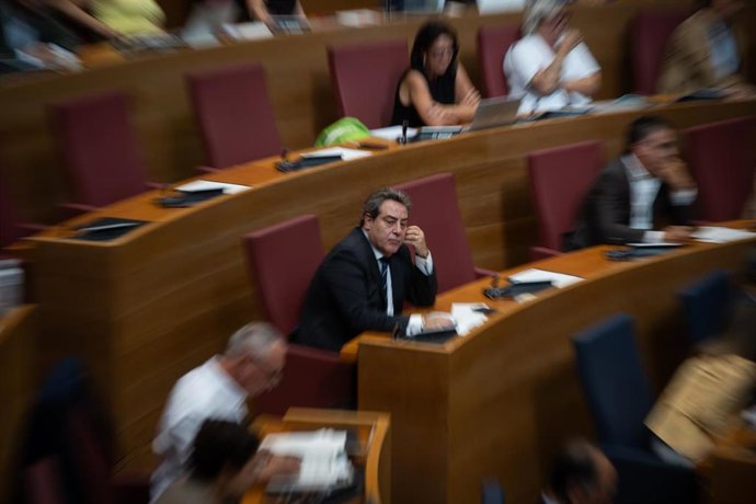 El síndic de Vox, José María Llanos, durante el Debate de Política General