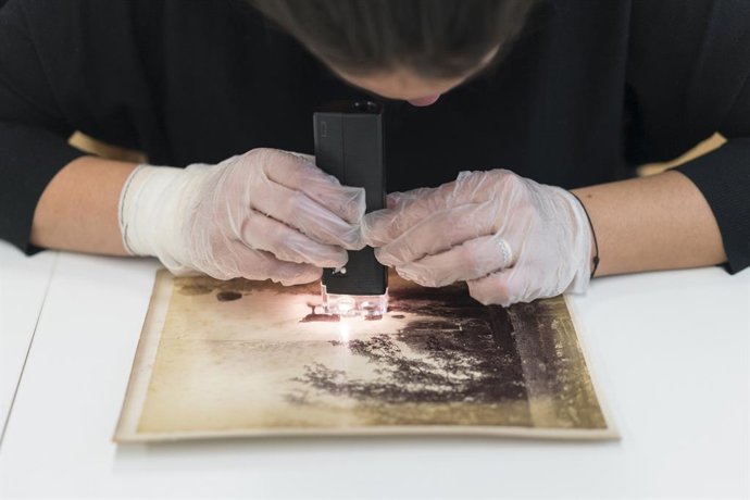 Archivo - Taller de recuperación de fotografía antigua