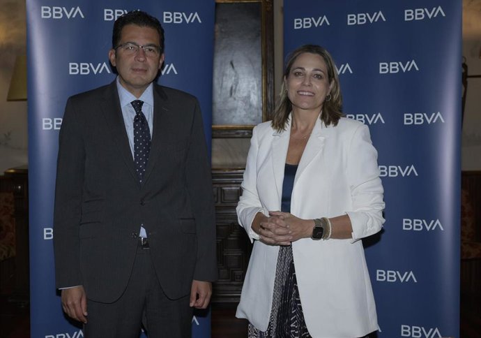 Presentación del informe de BBVA Research que prevé un aumento del PIB per cápita para Galicia