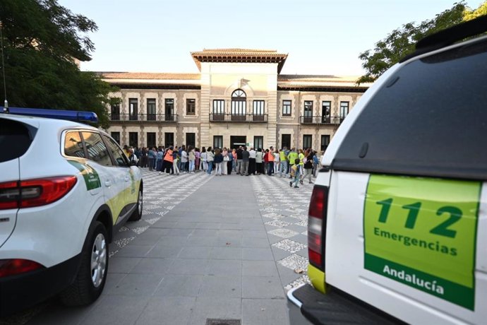 Simulacro de incendio en 'La Normal', en Granada.